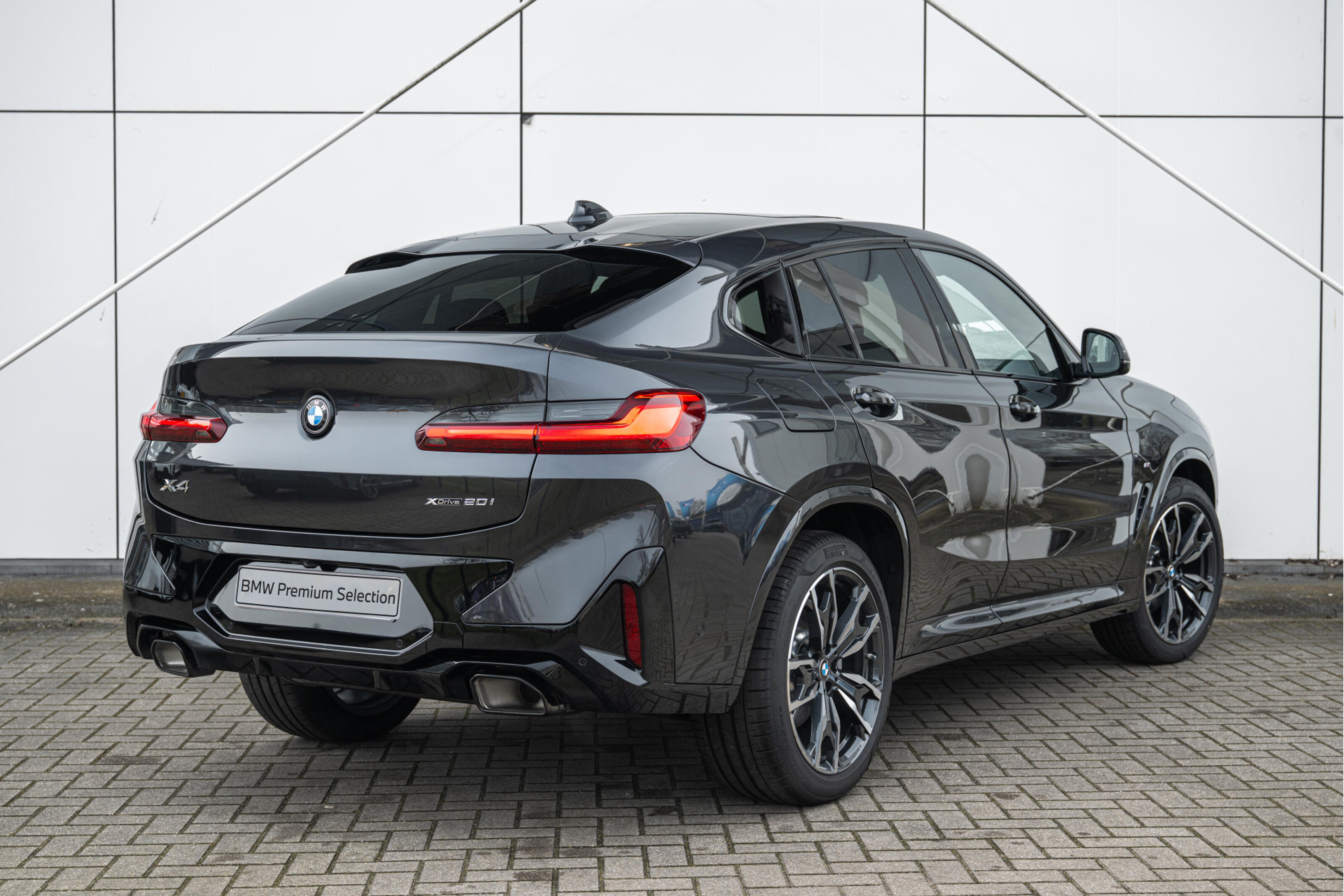 BMW X4 xDrive20i M Sport Automaat