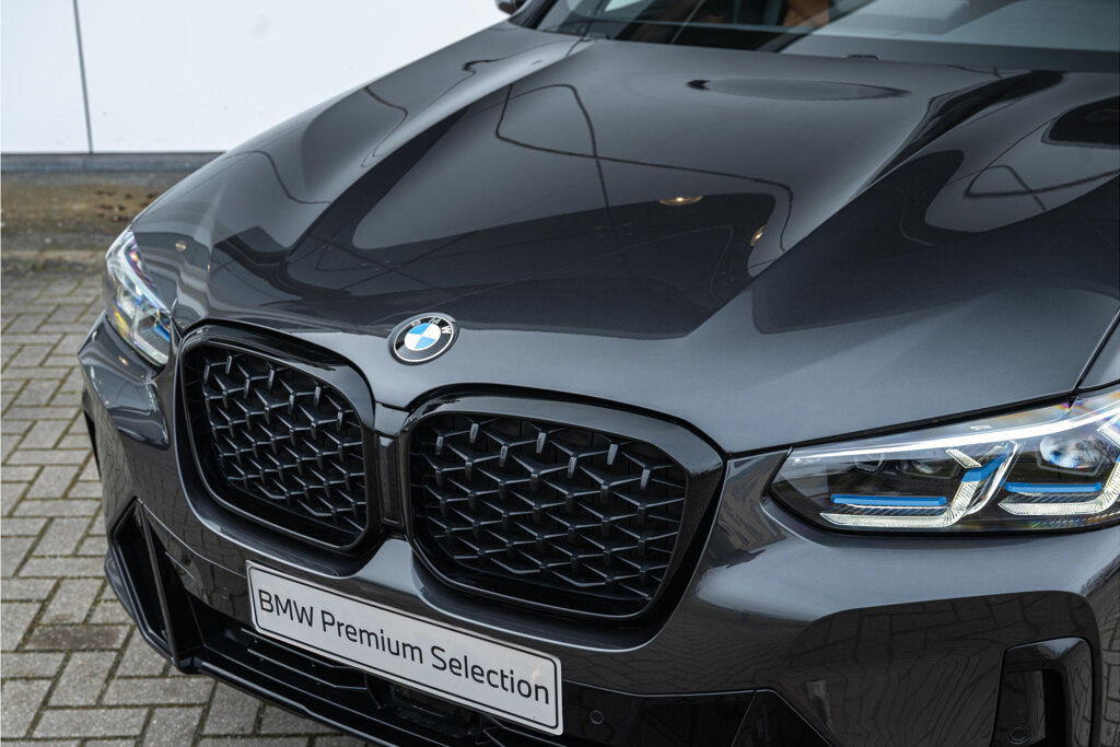 BMW X4 19
