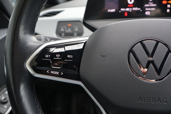 cruise control adaptief met Stop&Go cruise control adaptief met Stop&Go