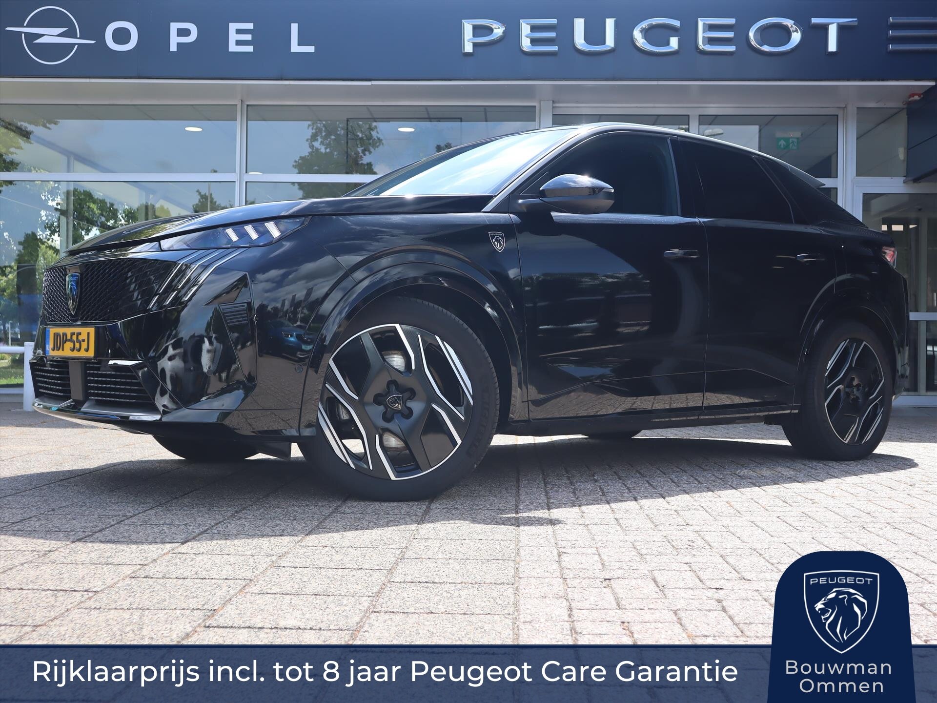 Peugeot e-3008 Launch Edition EV 73 kWh 325pk Dual Motor, Rijklaarprijs, Panoramisch schuifdak Warmtepomp FOCAL HiFi