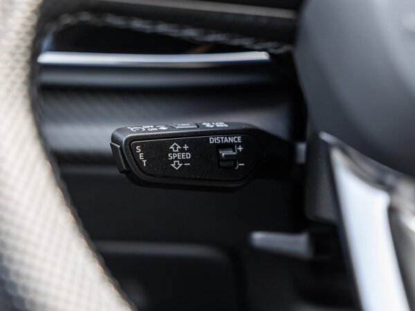cruise control adaptief met Stop&Go cruise control adaptief met Stop&Go