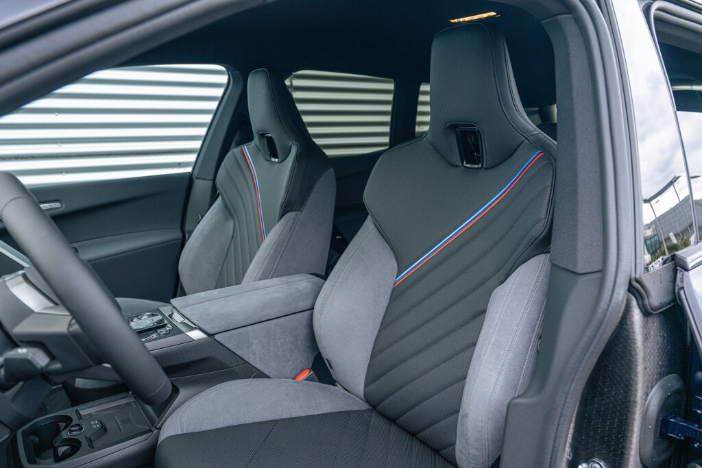 BMW iX 37