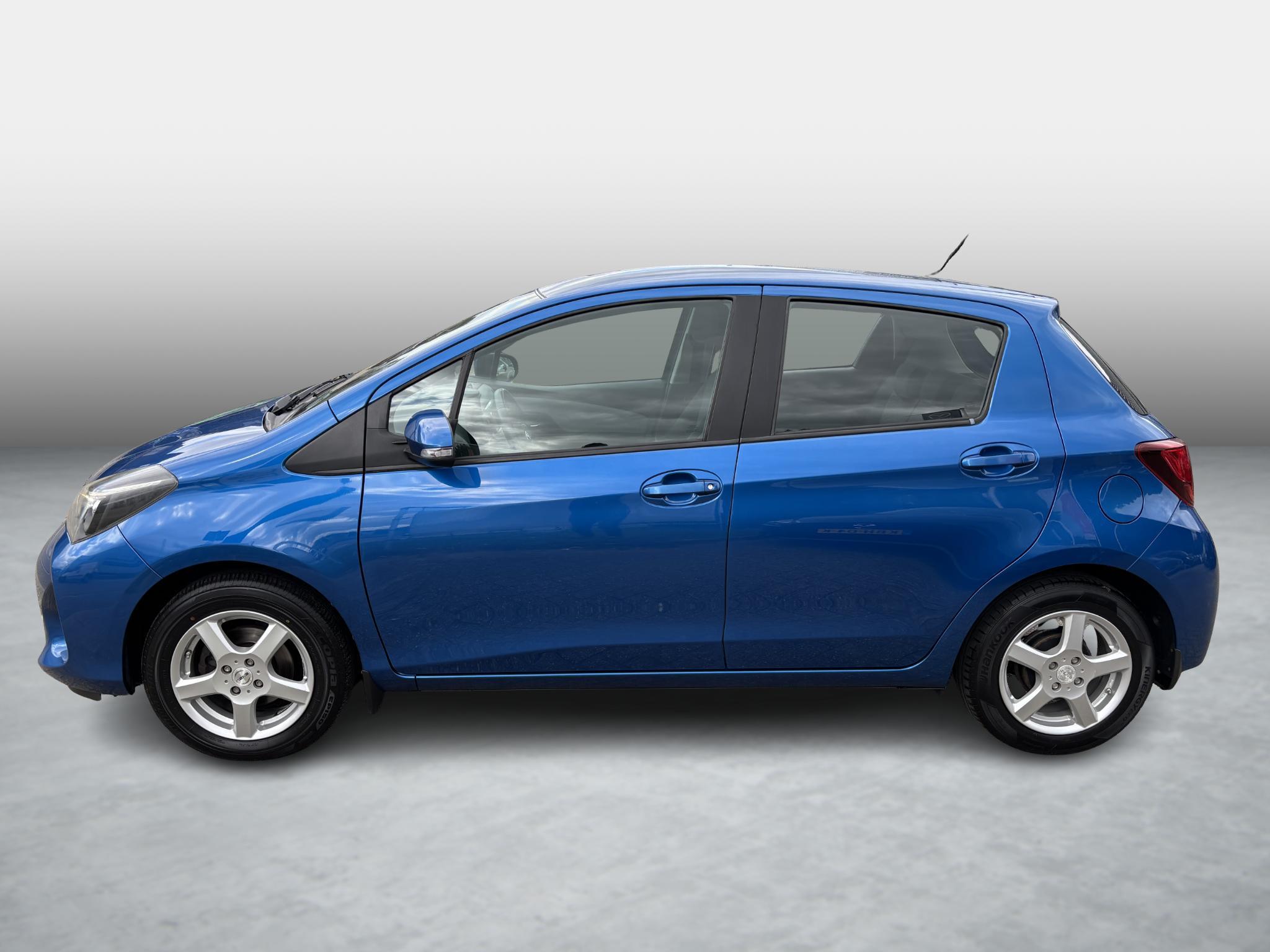 Toyota Yaris 1.3 VVT-i Aspiration - Afbeelding 3
