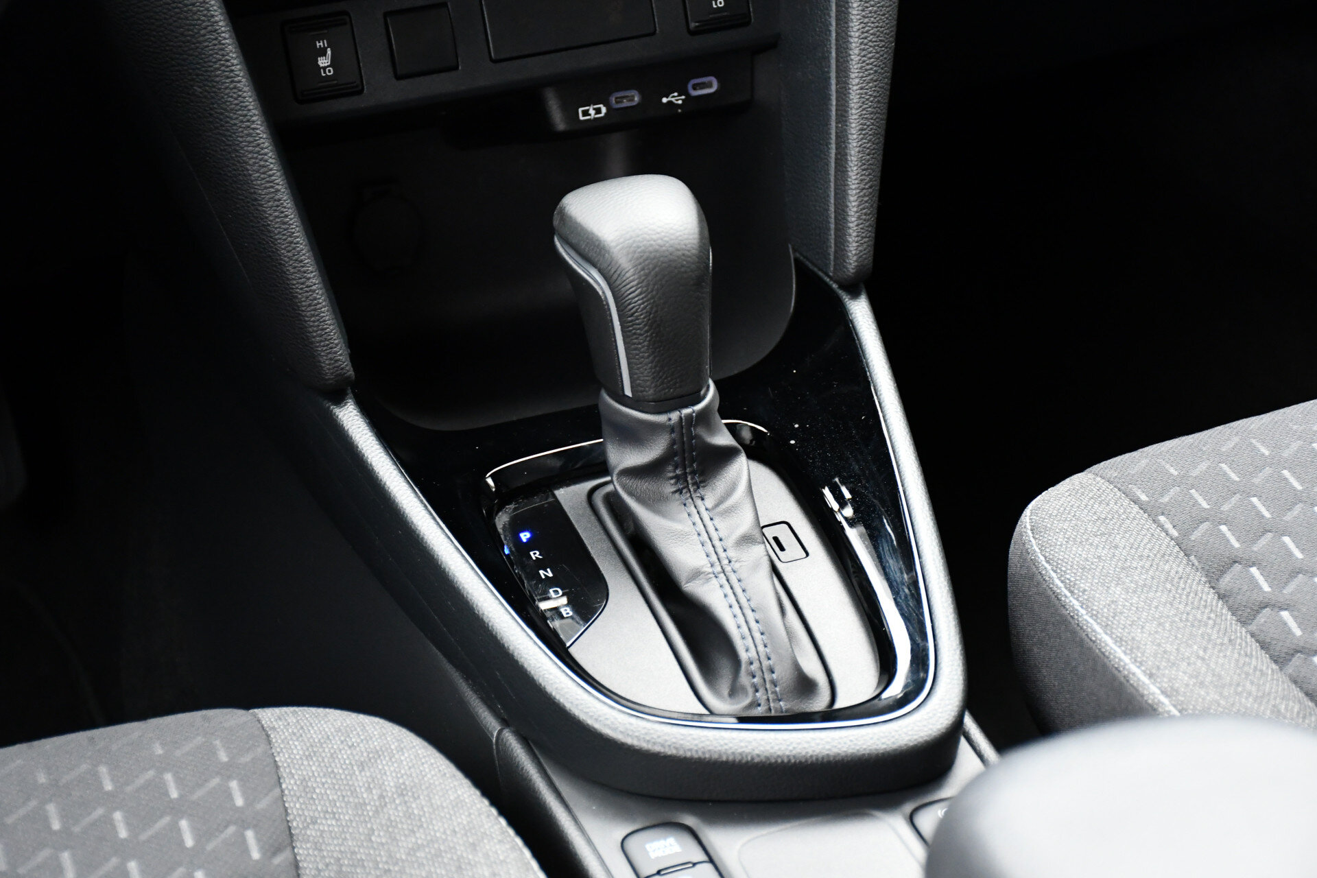 Toyota Yaris Cross 1.5 Hybrid 115 First Edition Automaat 116pk - Afbeelding 4