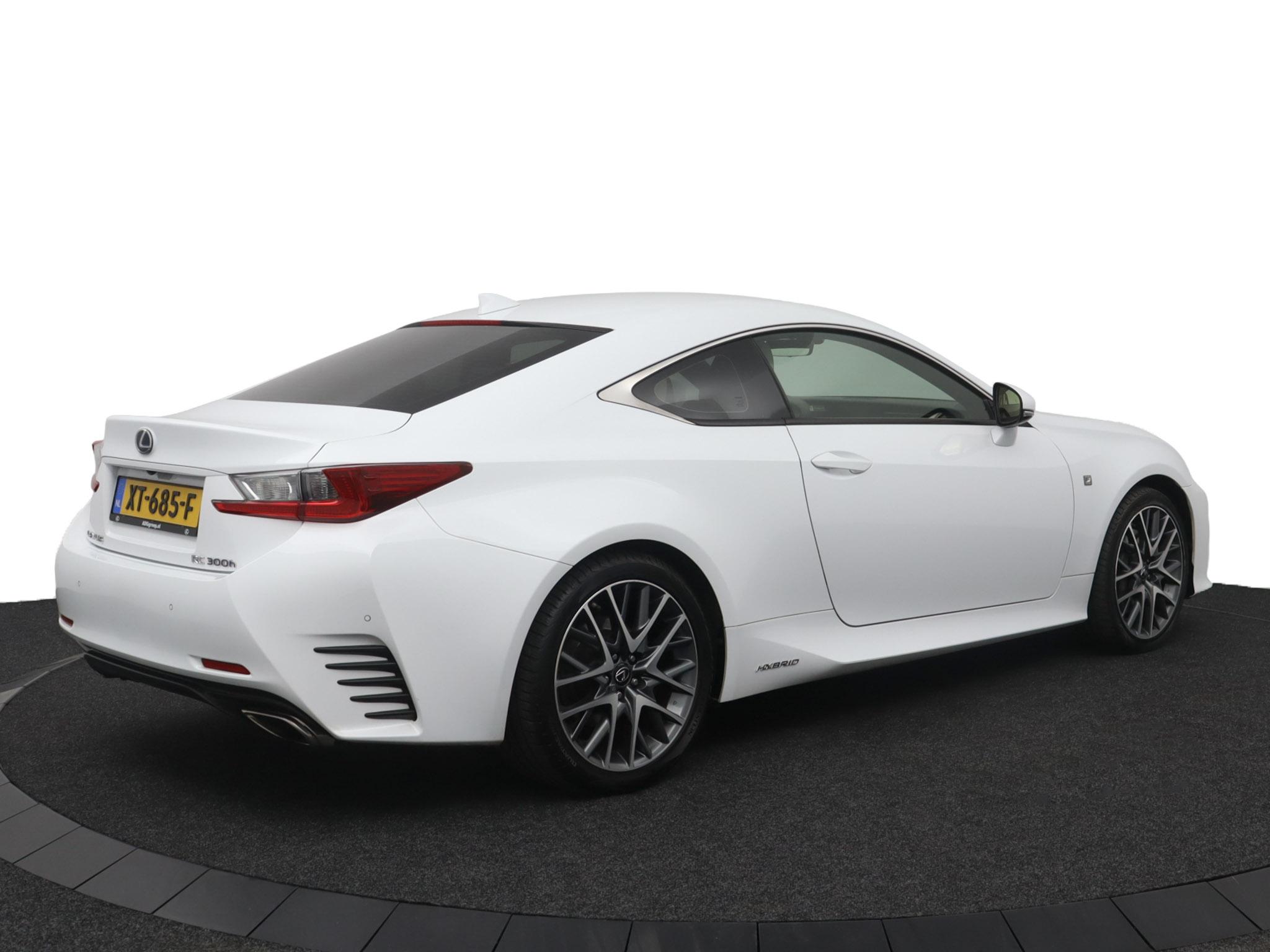 Lexus RC 300h F SPORT Line - Afbeelding 2