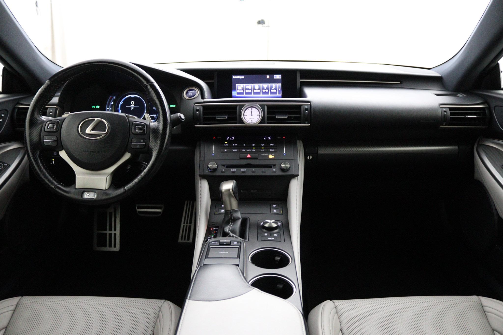 Lexus RC 300h F SPORT Line - Afbeelding 4
