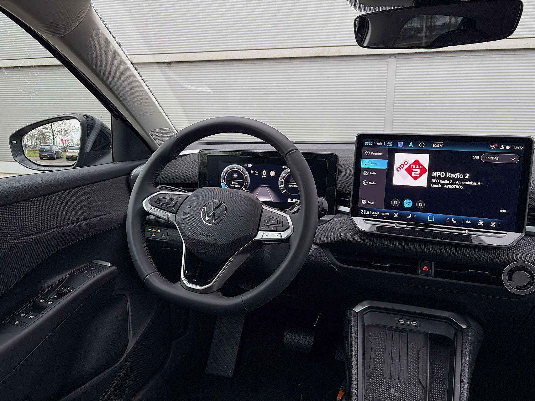 Volkswagen T-Roc 1.5 eTSI 115pk DSG Life First Edition - Afbeelding 5