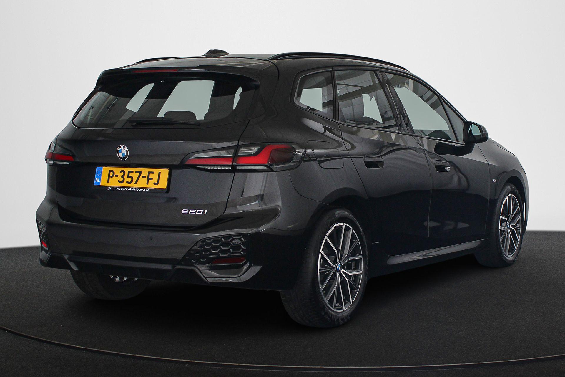 BMW 2 Serie Active Tourer 220i - Afbeelding 3