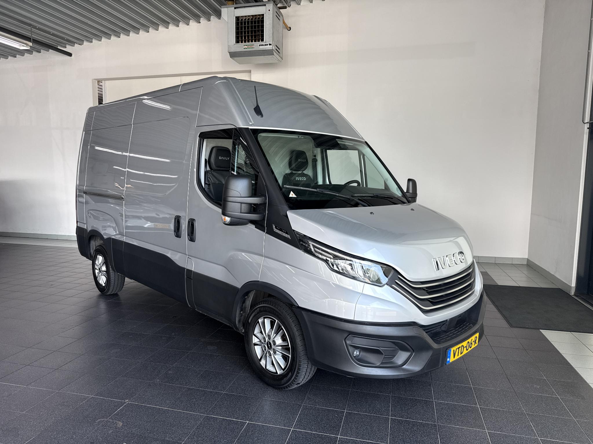 Iveco Daily 35S16V 2.3 352L H3 - Afbeelding 3