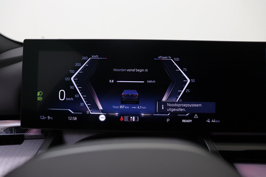 BMW i5 32