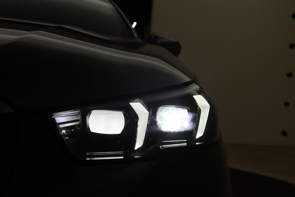 BMW i5 49
