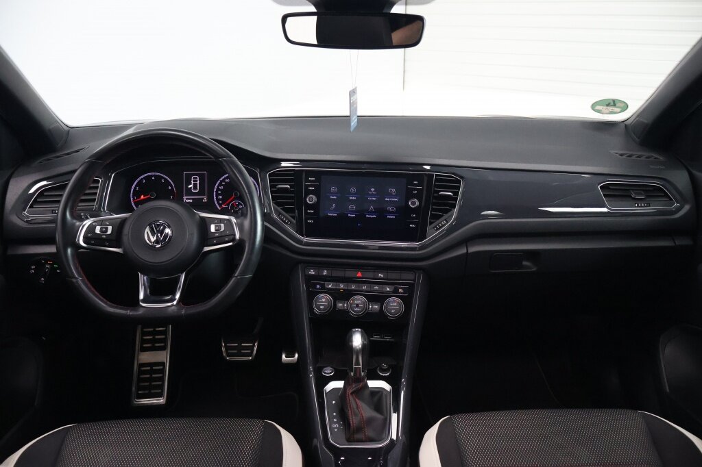 Volkswagen T-Roc 1.5 TSI Sport 150pk | Panoramadak | Trekhaak | Carplay | LED - Afbeelding 2