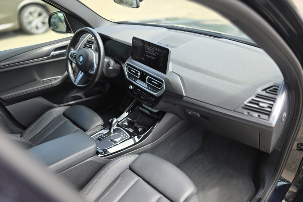 BMW X3 8