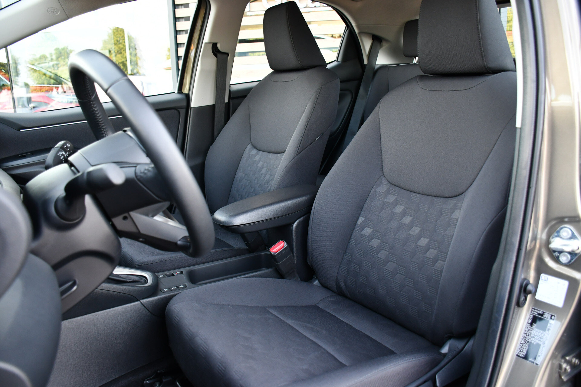 Toyota Yaris 1.5 Hybrid 115 Active Limited Automaat 116pk - Afbeelding 4