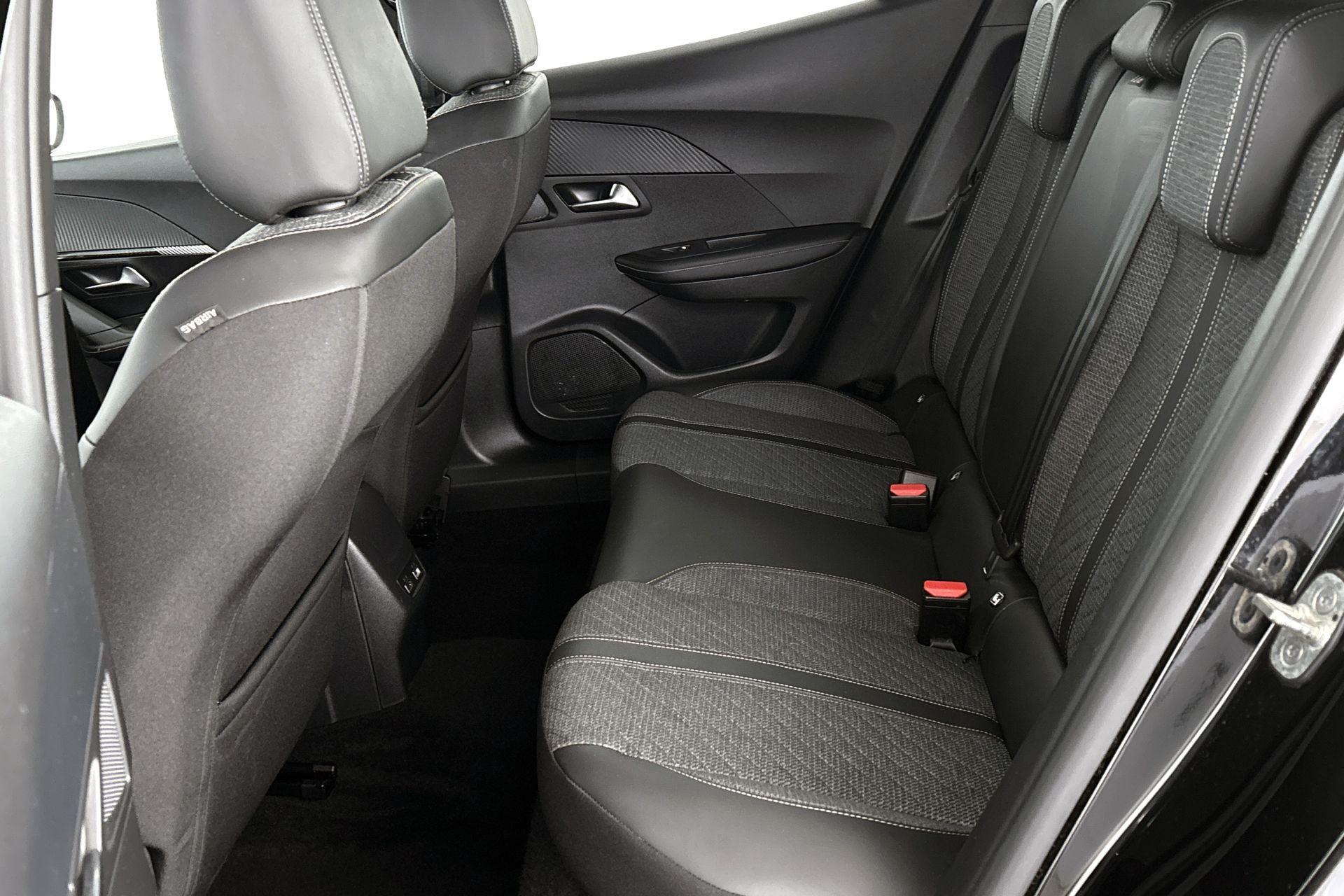 Peugeot e-2008