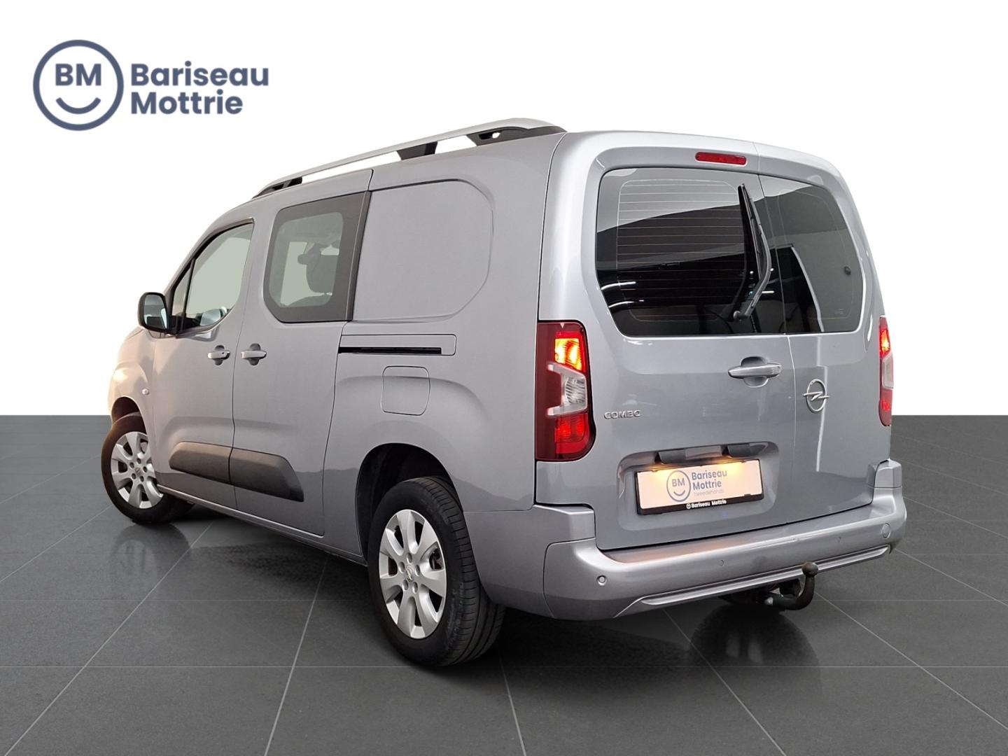 Opel Combo DUBBELE CABINE AUTOMAAT 5-ZIT *TREKHAAK*DAB*GPS*SENSOREN VOOR EN ACHTER*CARPLAY* - Afbeelding 4