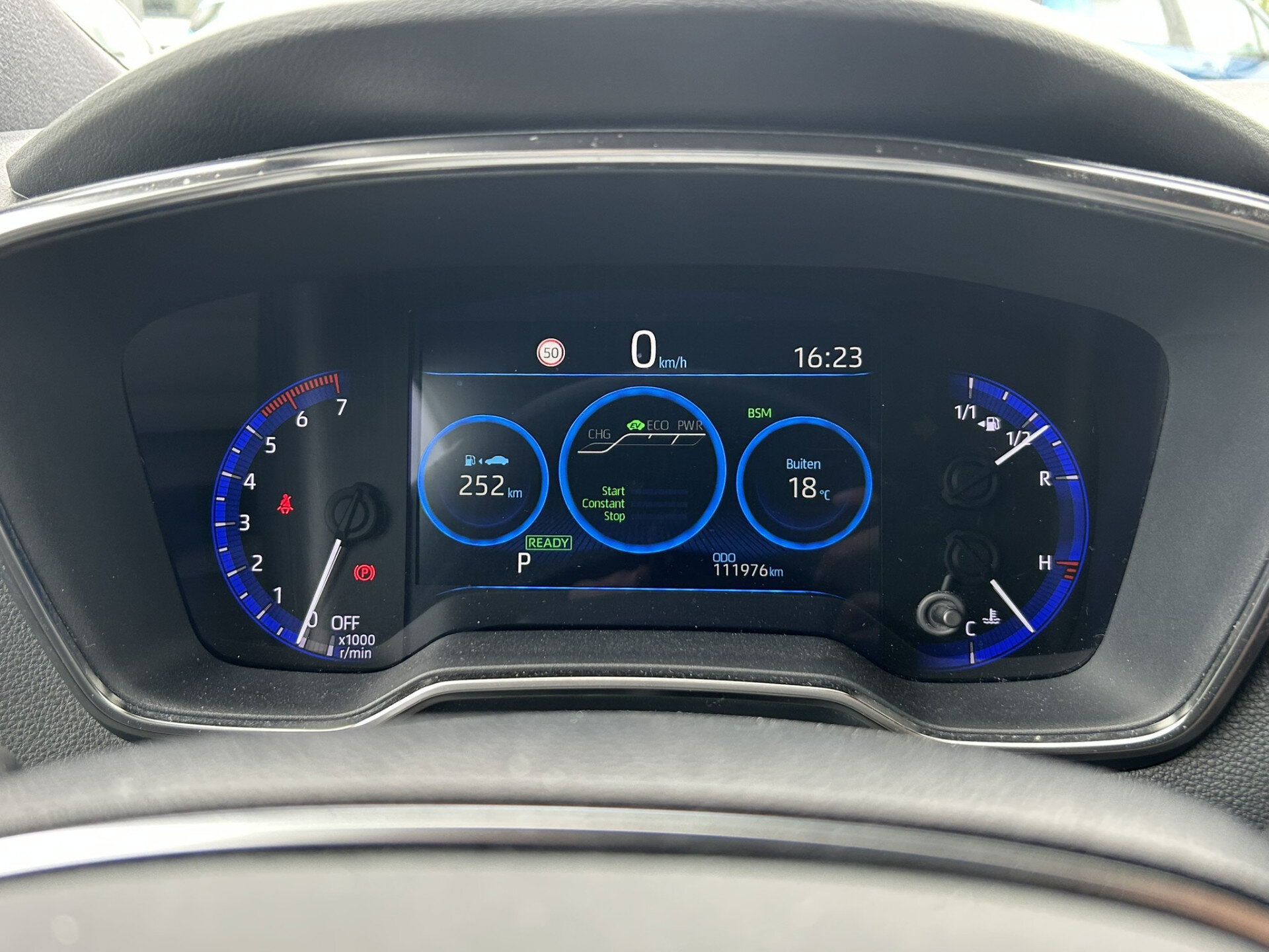 Toyota Corolla 1.8 Hybrid Executive - Afbeelding 4