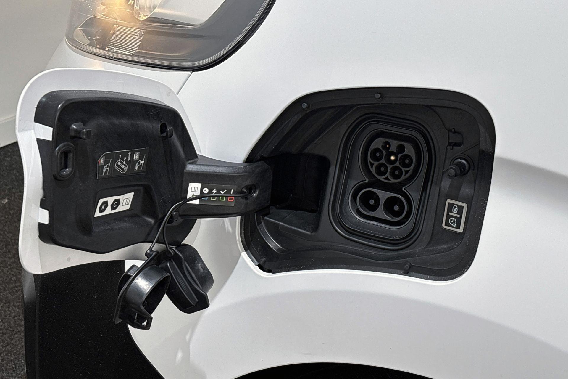 Opel Vivaro e (26)