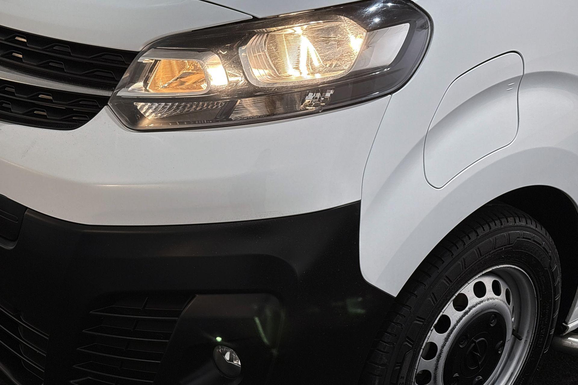 Opel Vivaro e (30)
