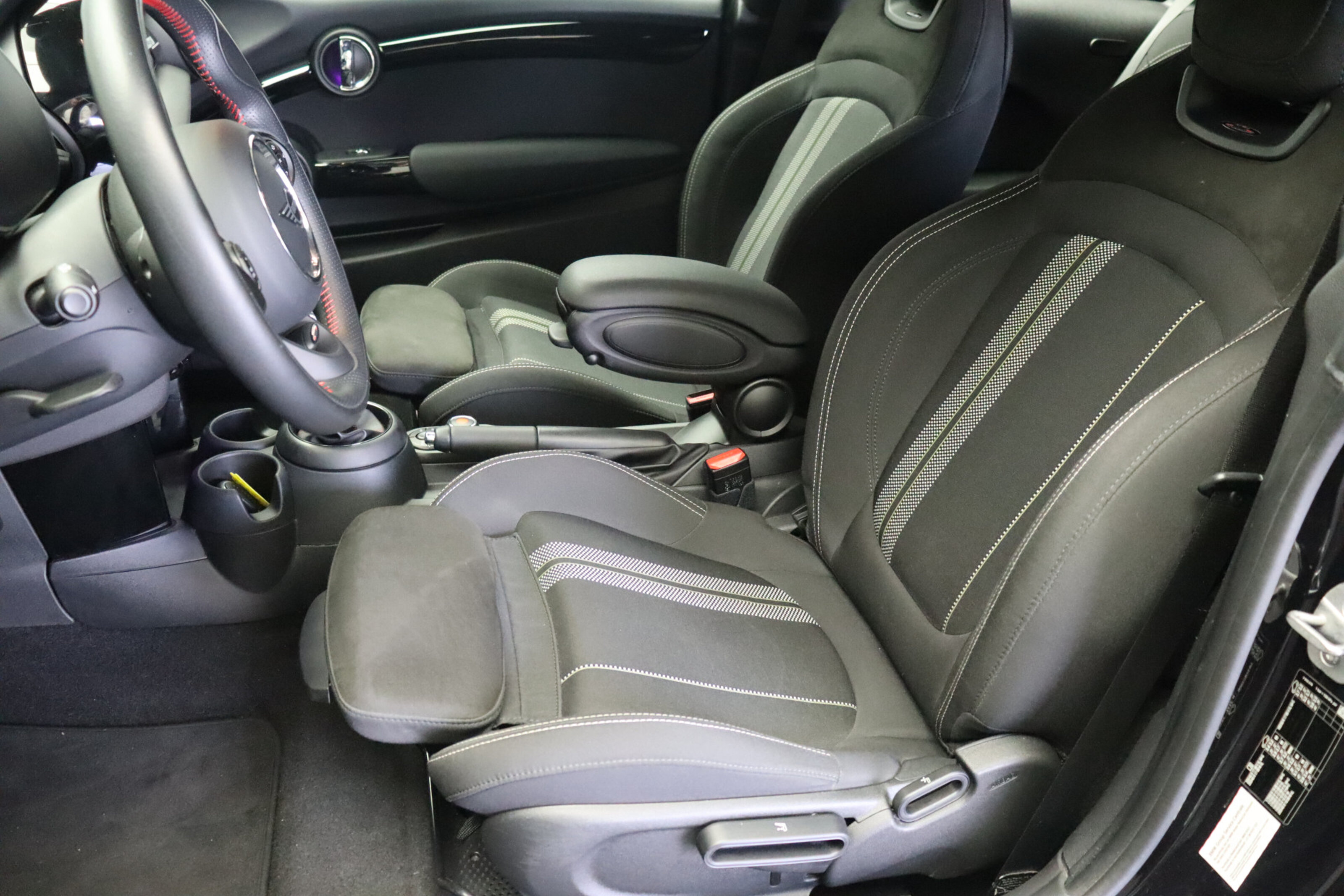 MINI Cooper 6