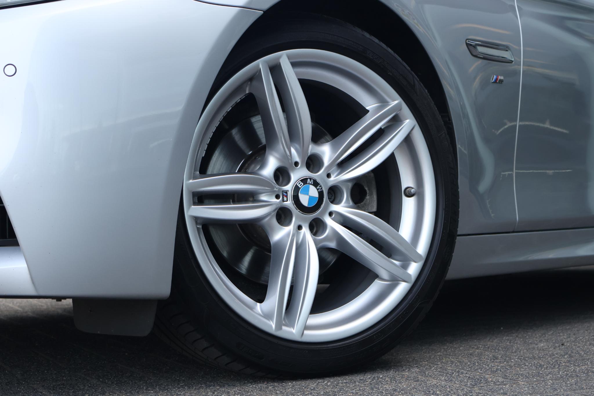 BMW 5 Serie Touring 520i M Sport Edition High Executive - Afbeelding 4