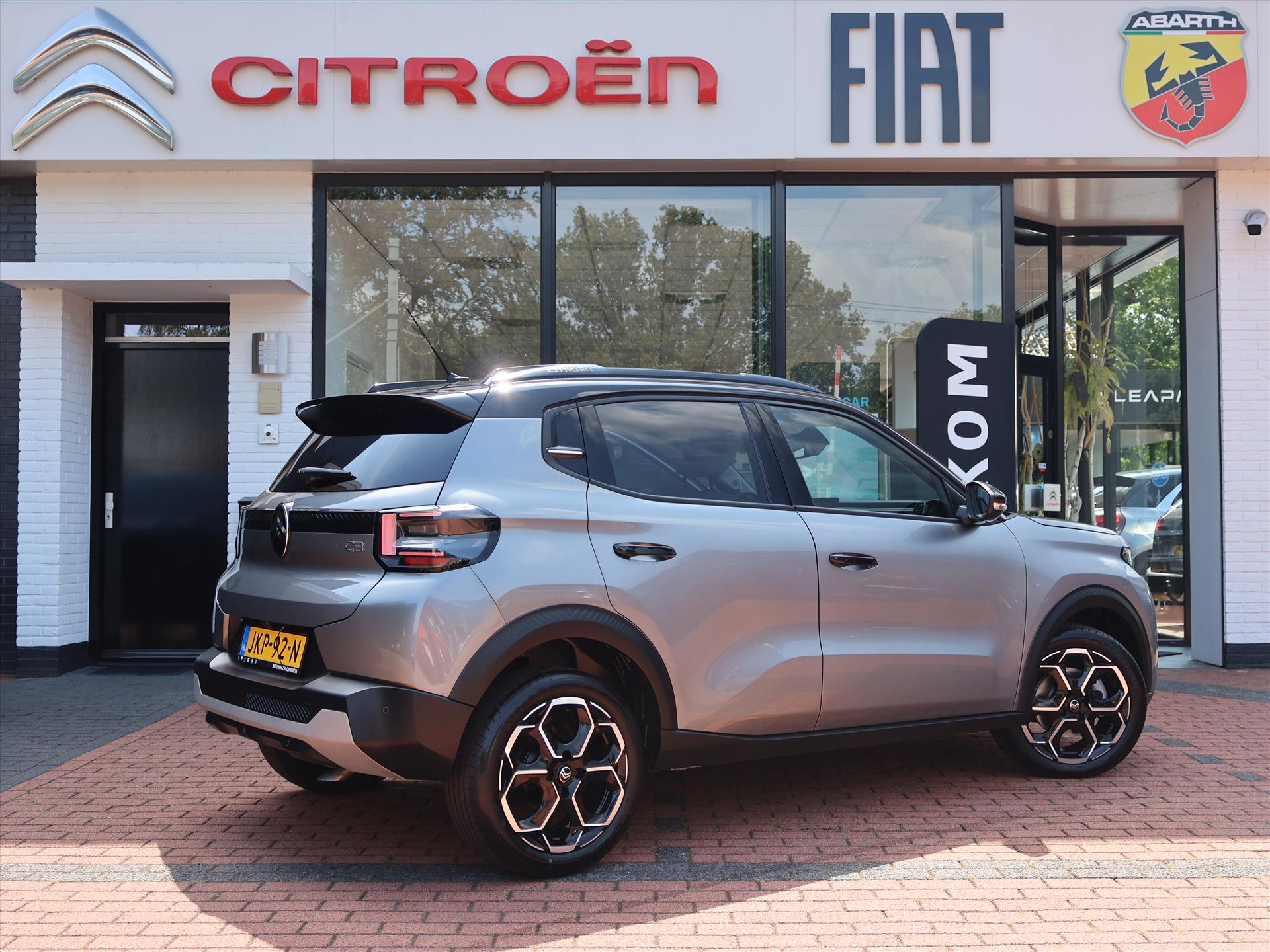 Citroën C3 1.2 Turbo S&S 100PK Max, Rijklaarprijs | Navigatie | Camera | DAB+ | Apple CarPlay & Android Auto | Lichtmetalen wielen - Afbeelding 5