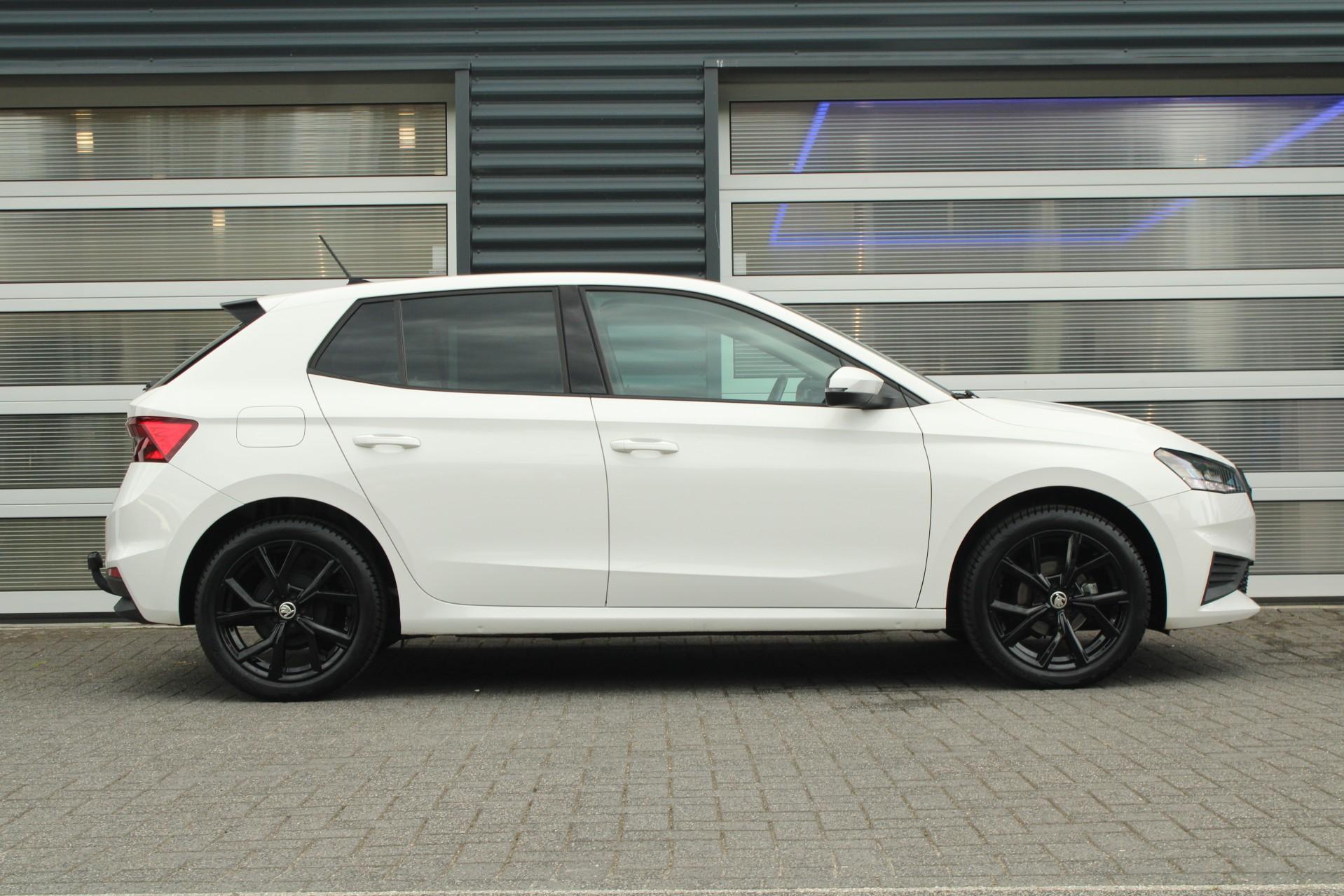 Skoda Fabia 1.0 TSI 95pk Black Edition - Afbeelding 3