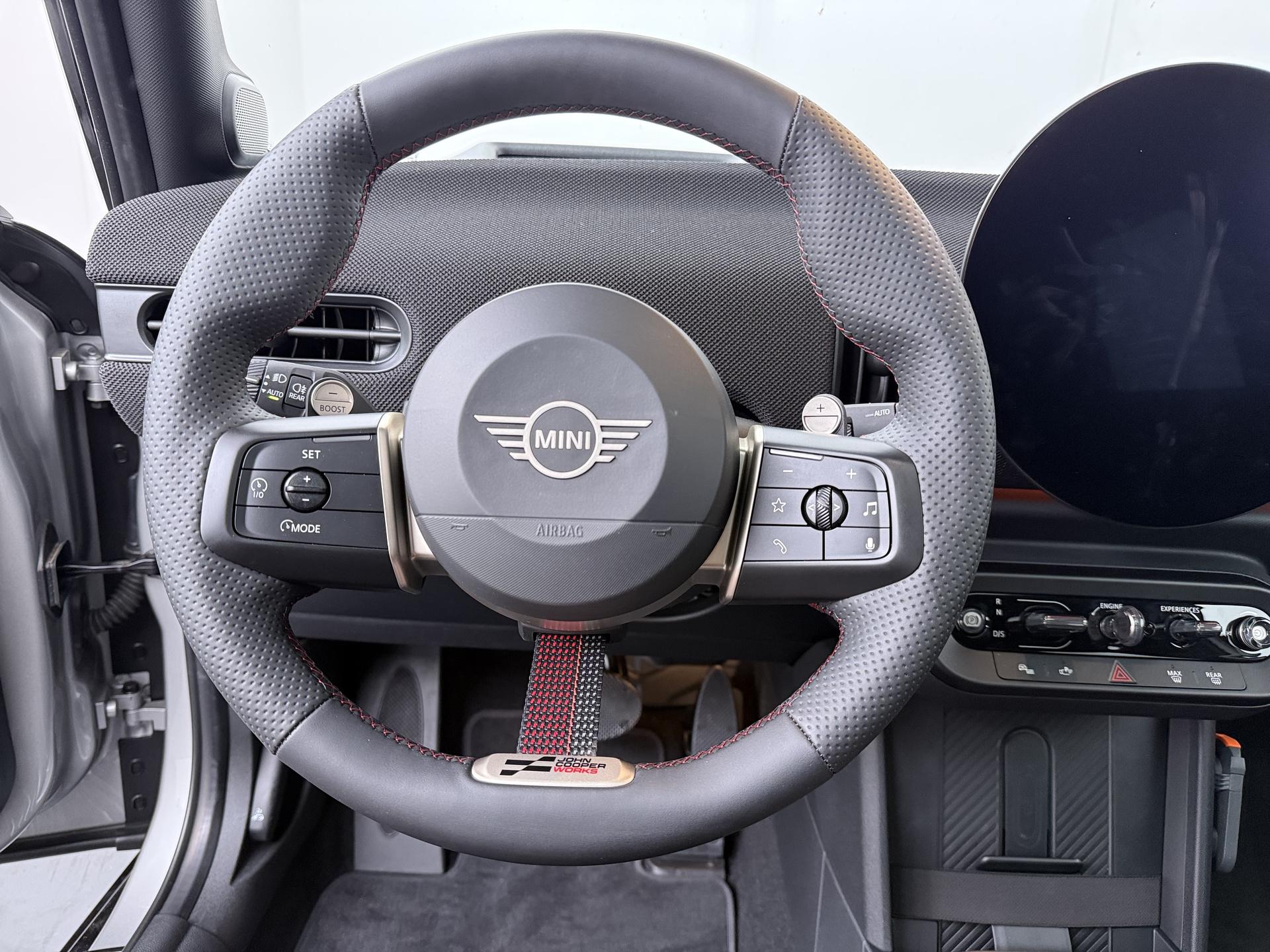 MINI Cooper C 5-deurs - Afbeelding 2