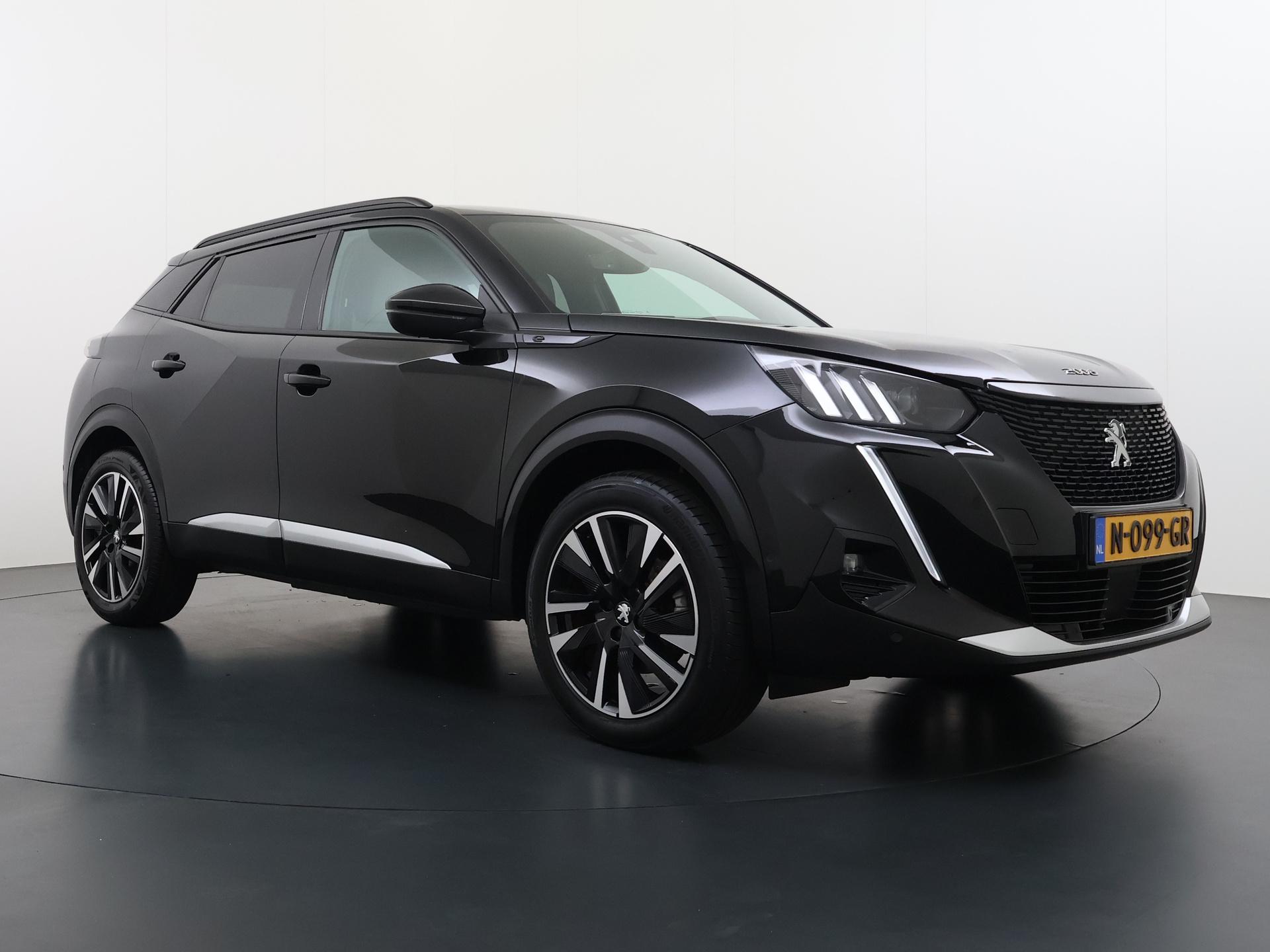 Peugeot e-2008 SUV GT Pack 50 kWh 136pk Automaat - Afbeelding 2