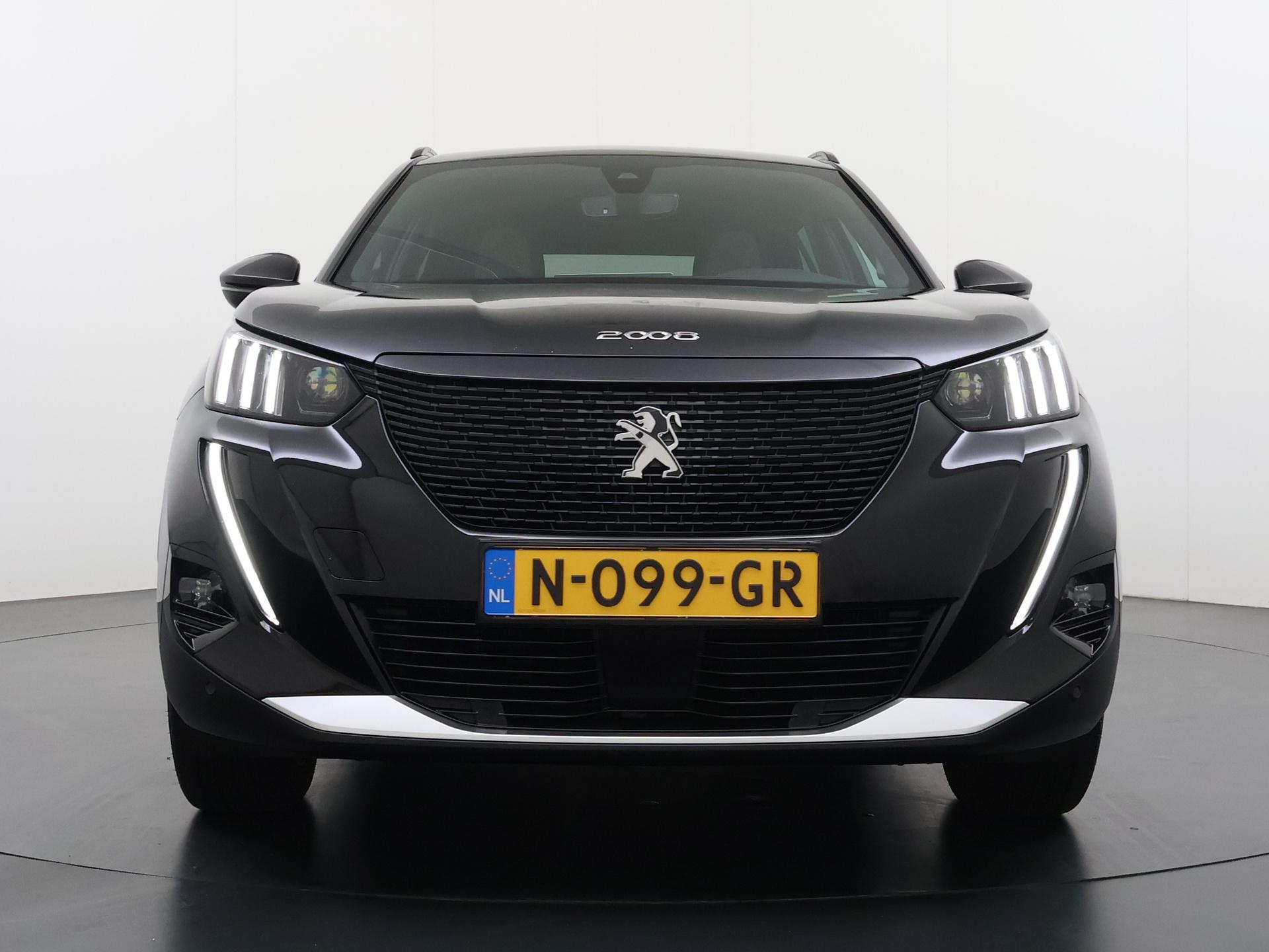Peugeot e-2008 SUV GT Pack 50 kWh 136pk Automaat - Afbeelding 3