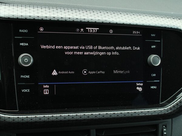 Apple Carplay/Android Auto