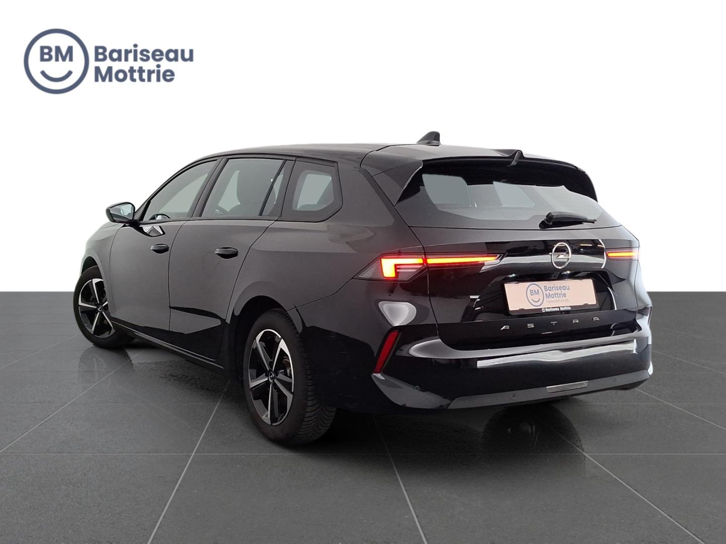 Opel Astra Sports Tourer Edition *CAMERA ACHTER*SENSOREN VOOR EN ACHTER*CARPLAY*DAB*GPS*KLIMAATREGELING* - Afbeelding 4