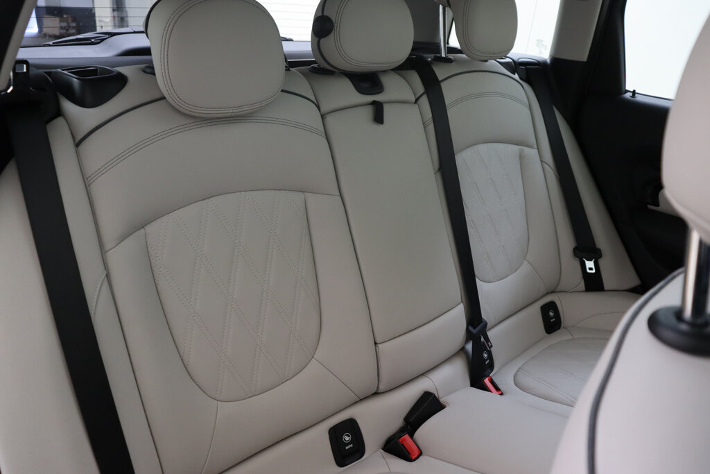 MINI Clubman 18