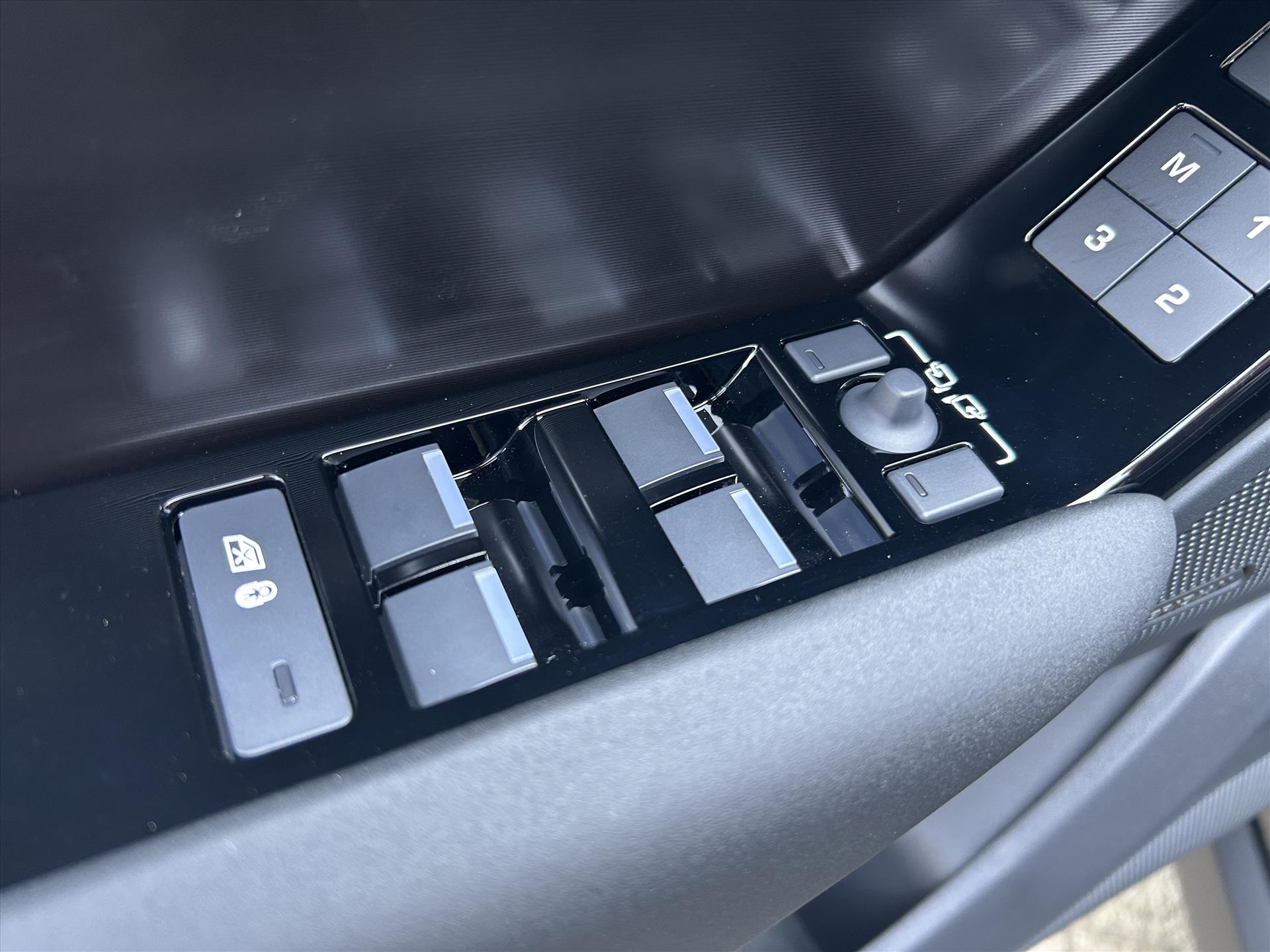 Land Rover Range Rover Velar - foto 10