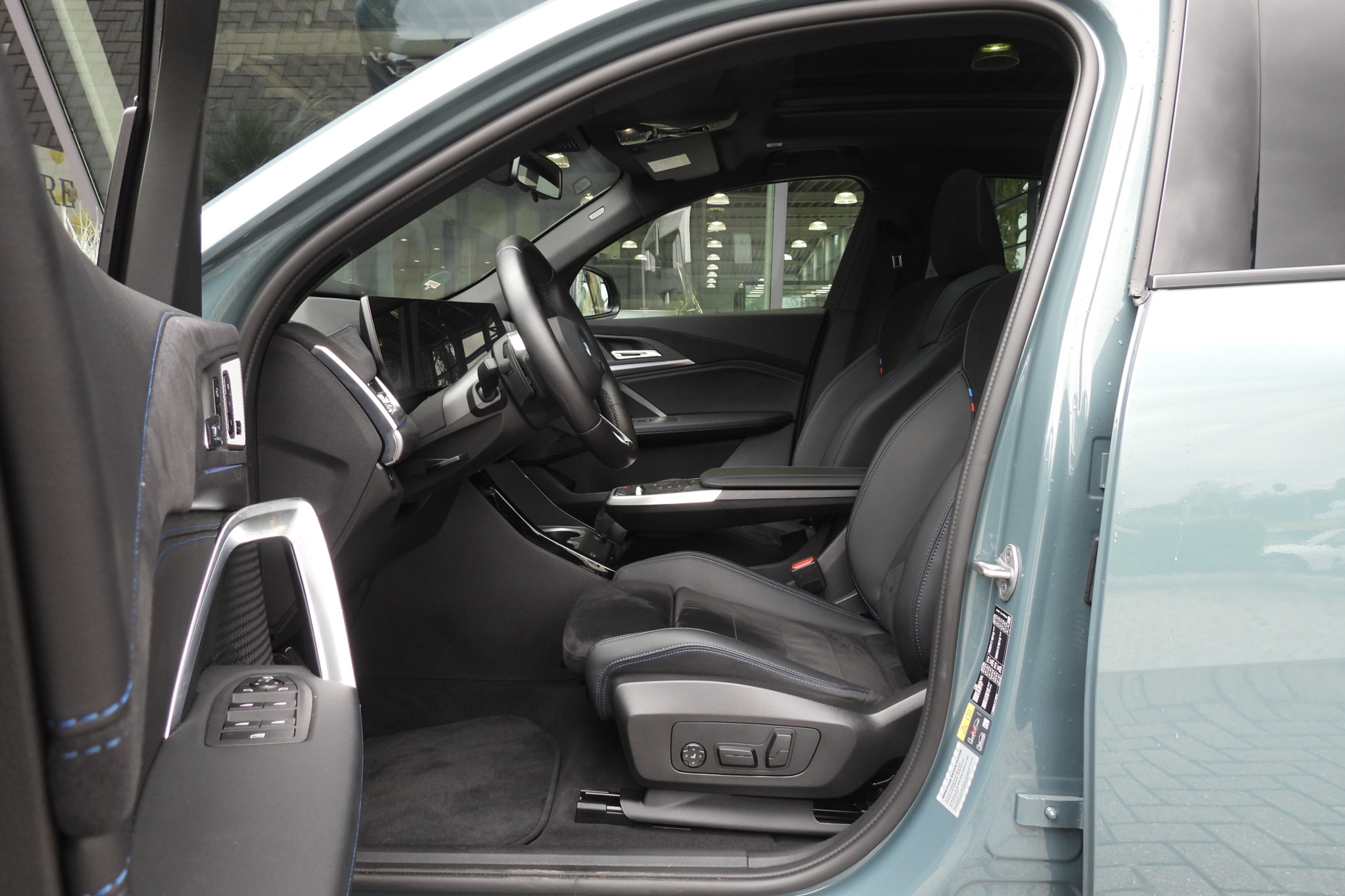BMW iX2 eDrive20 M Sport