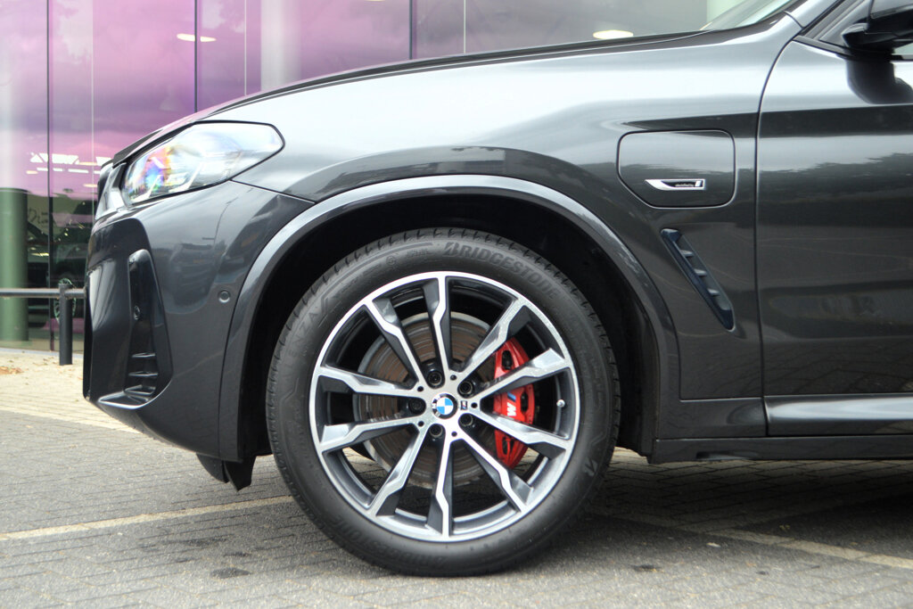 BMW X3 4