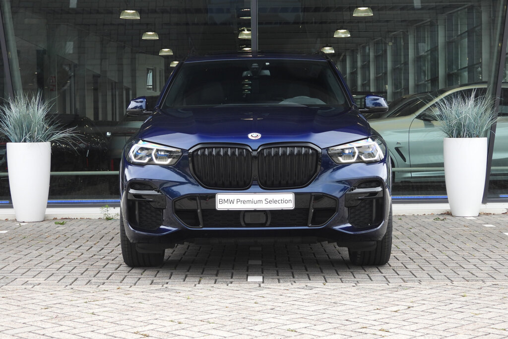 BMW X5 8