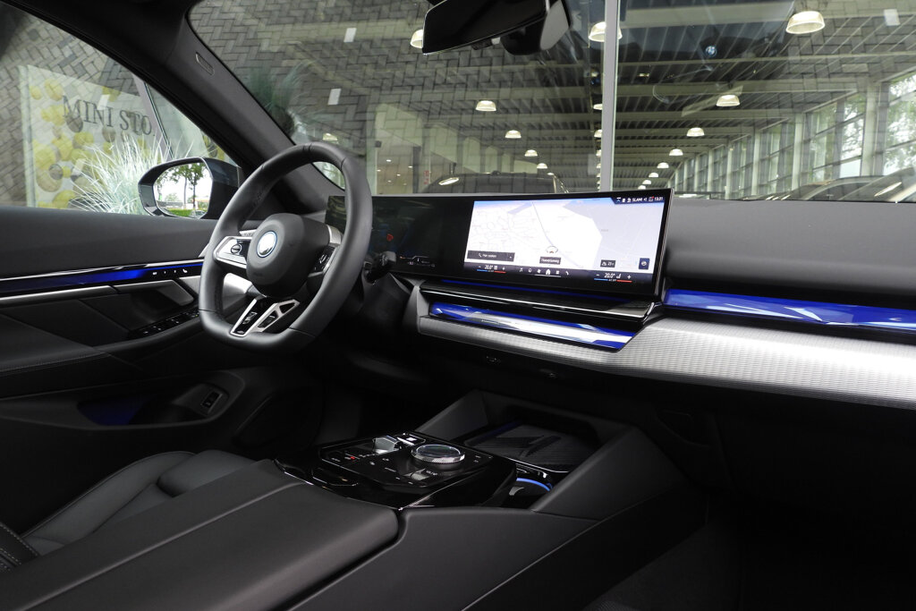 BMW 5 Serie 32