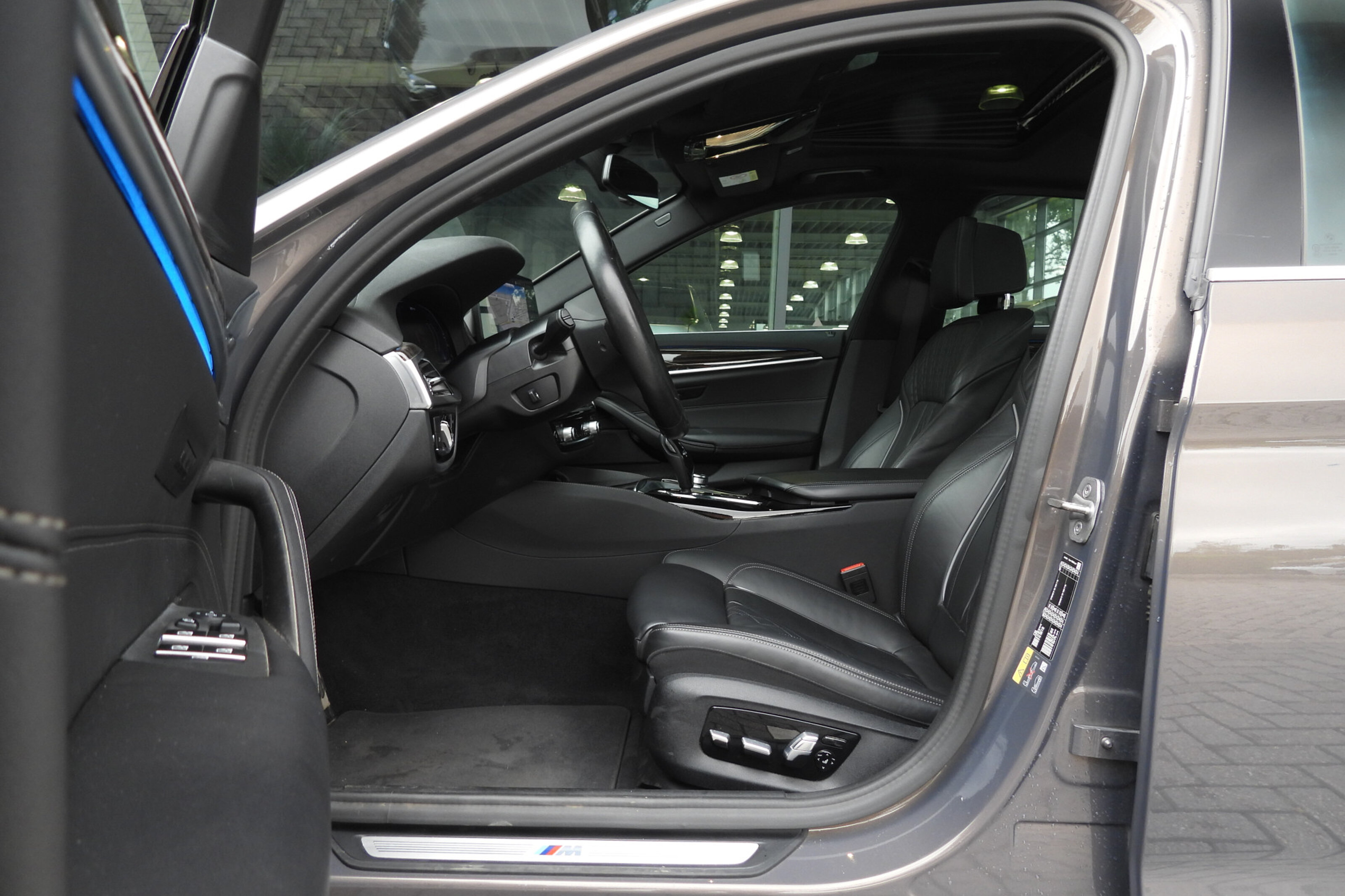 BMW 5 Serie 520e High Executive M Sport Automaat