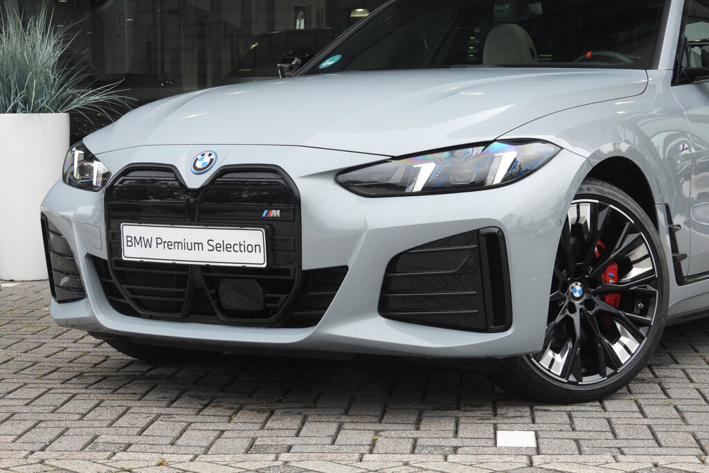 BMW i4 2
