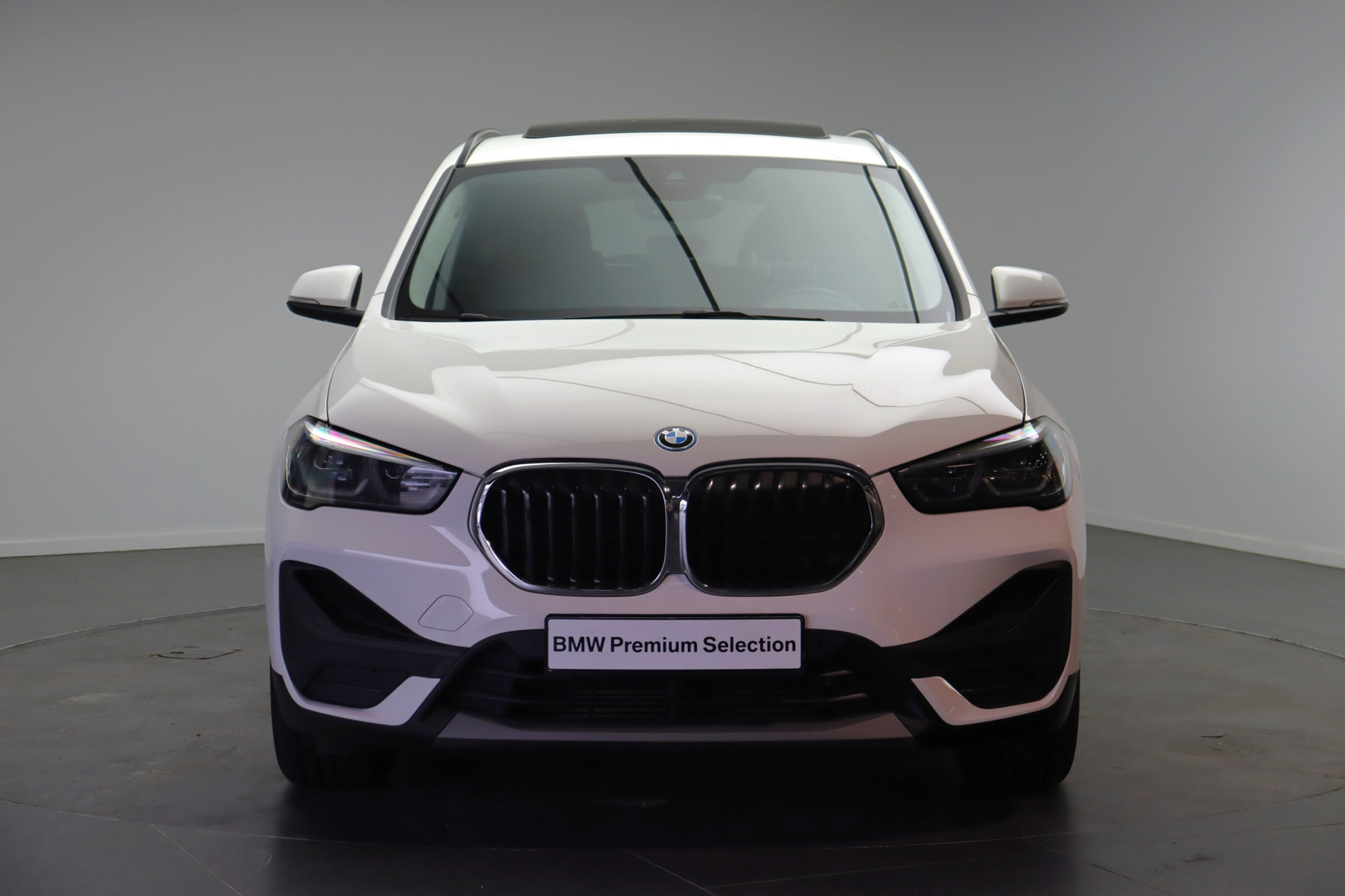 BMW X1 xDrive25e Essential Automaat