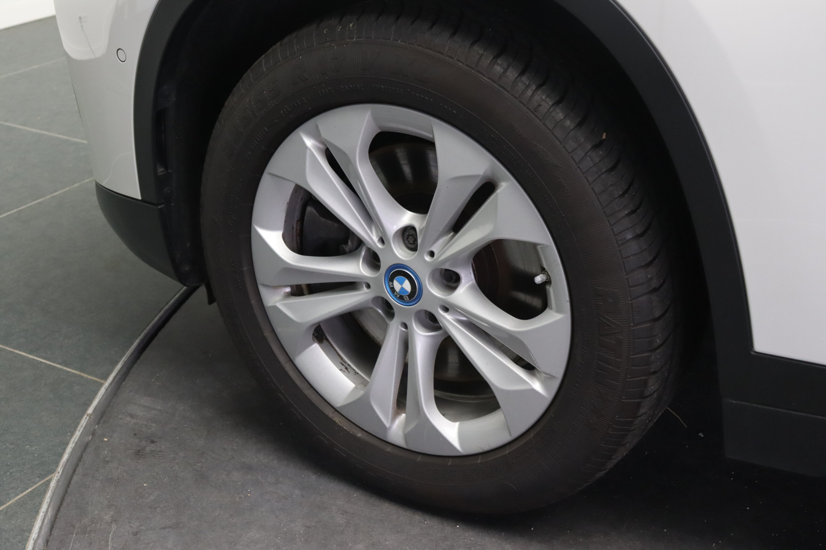 BMW X1 6