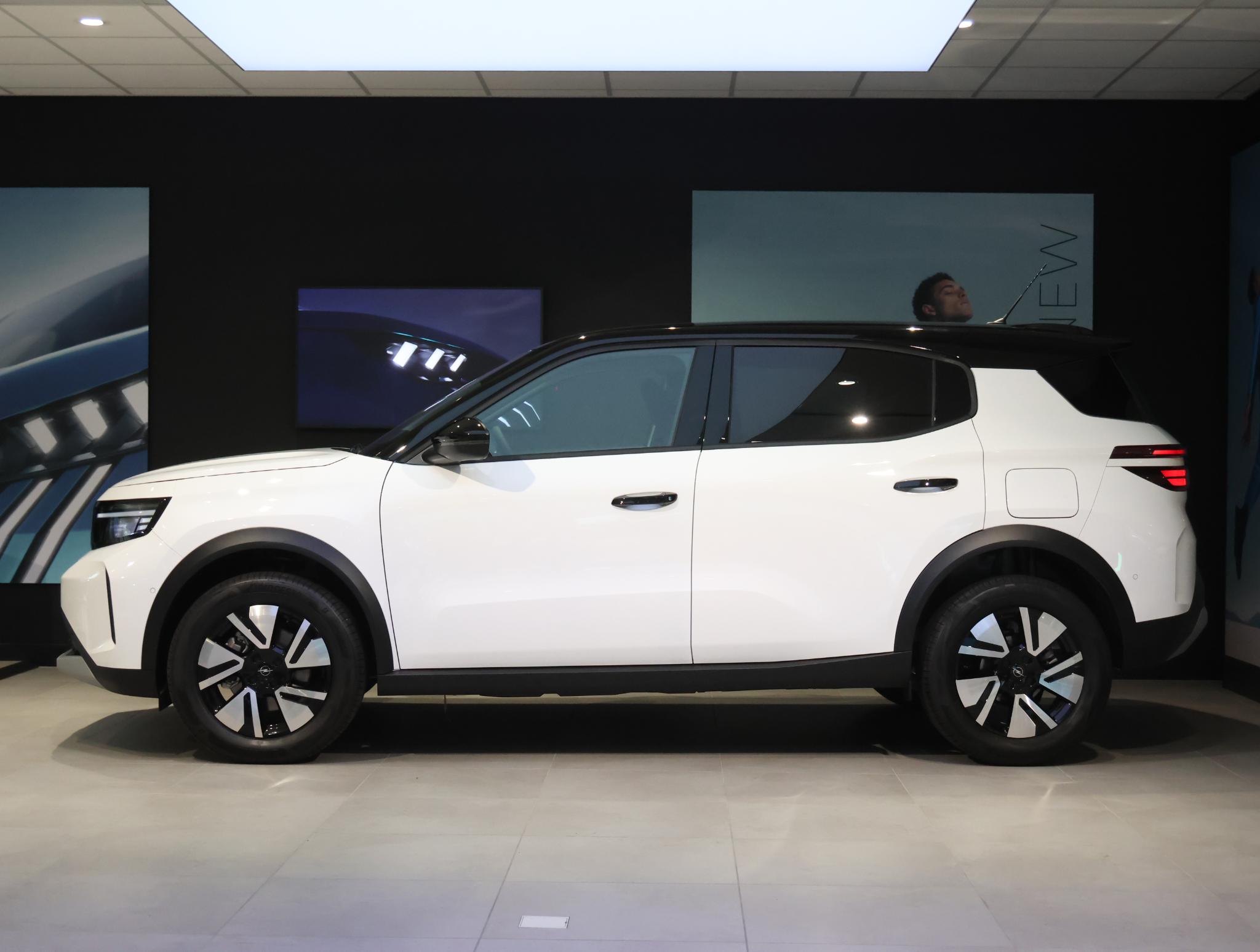 Opel Frontera SUV GS Hybrid 145 pk Automaat - Afbeelding 2