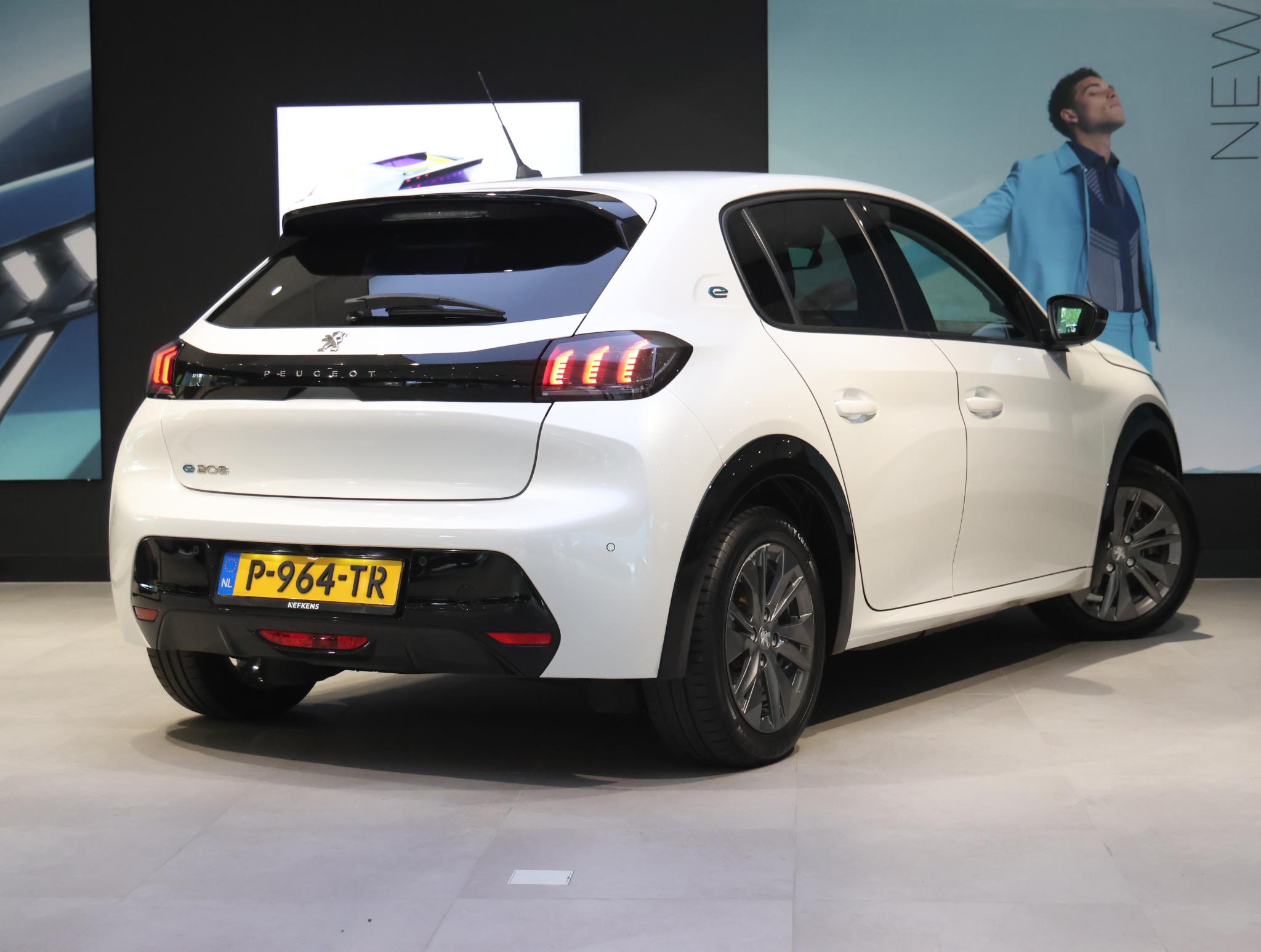 Peugeot e-208 EV Allure Pack 50 kWh - Afbeelding 3