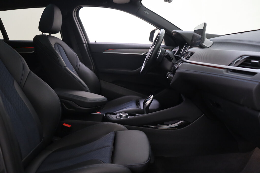 BMW X2 19