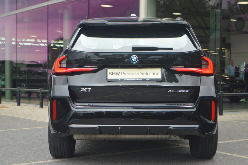 BMW X1 7