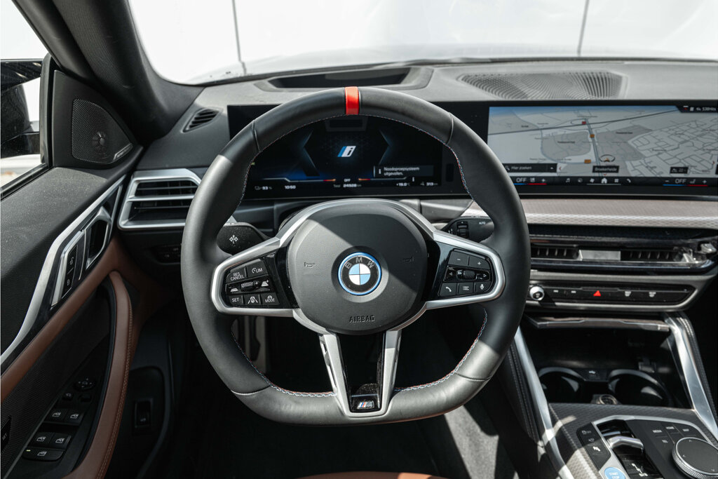 BMW i4 7