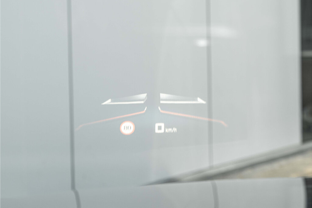 BMW i4 9