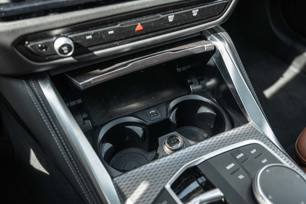 BMW i4 12