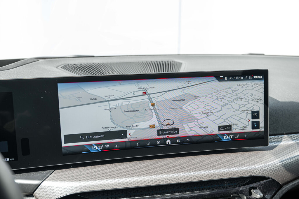 BMW i4 35